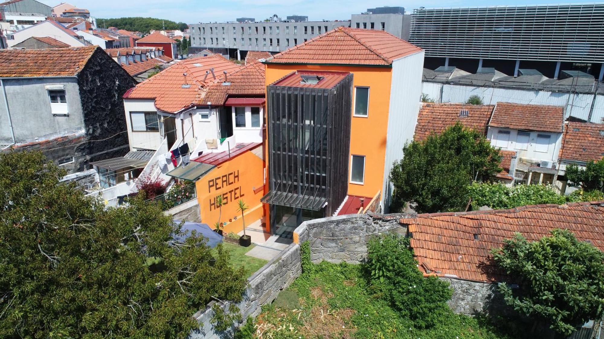 Peach Hostel & Suites OOporto Exteriör bild